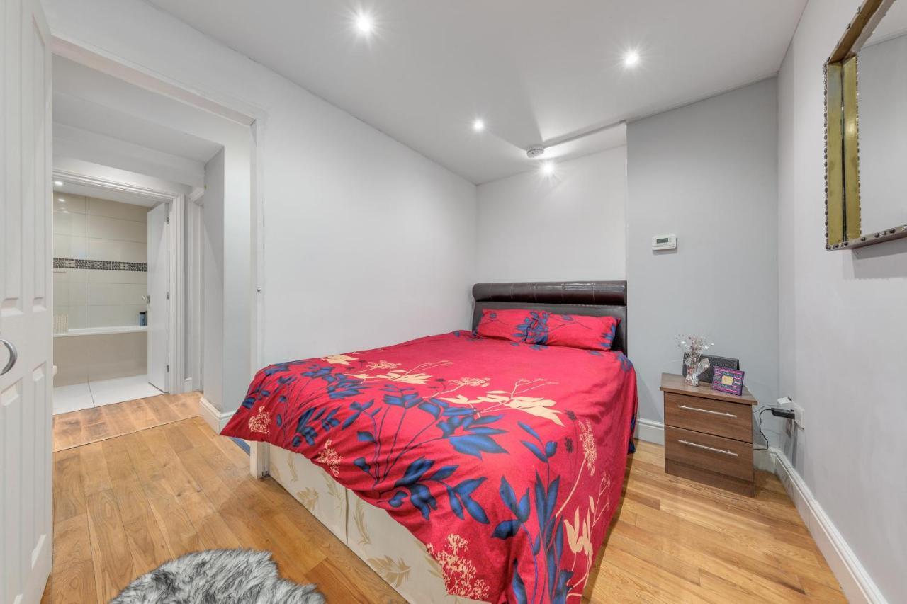 Elegant And Chic 2-Bedroom Basement Apartment In Paddington London Luaran gambar