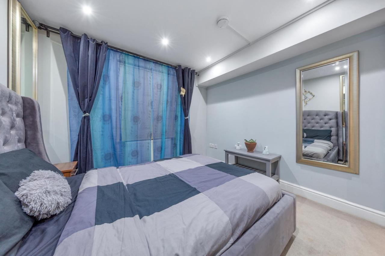 Elegant And Chic 2-Bedroom Basement Apartment In Paddington London Luaran gambar