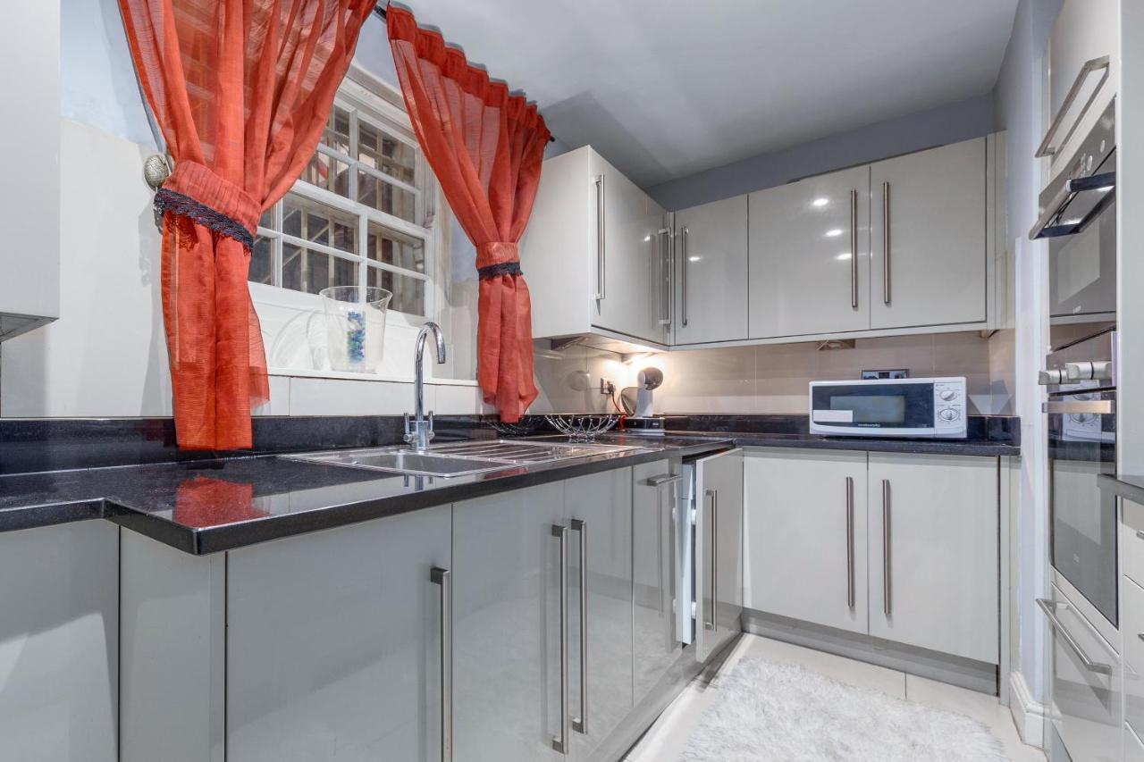 Elegant And Chic 2-Bedroom Basement Apartment In Paddington London Luaran gambar