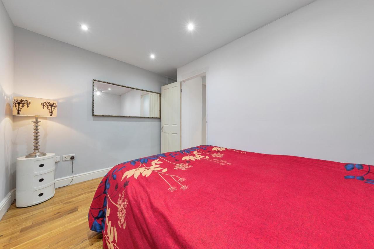Elegant And Chic 2-Bedroom Basement Apartment In Paddington London Luaran gambar
